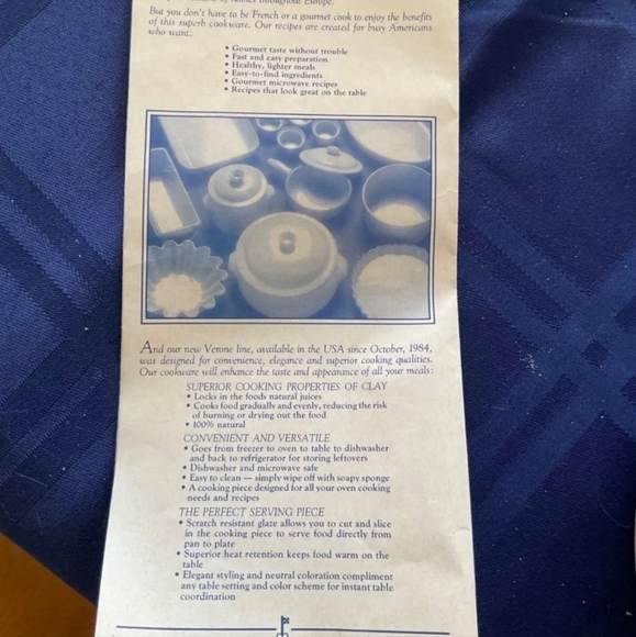 Emile Henry Cocotte Dutch Oven - Picture 11 of 12